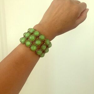 Fashion Jewelry Green Stone Stretchable Bracelet